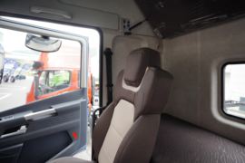 鹰驰&nbsp;载货车驾驶室                                               图片