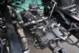 鹰驰&nbsp;载货车底盘                                                图片