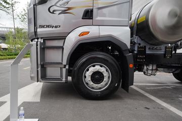 �ൺ��� ӥ�� 12.5L LNG 500���� 6X4 һ�����12�� ǣ����ͼƬ