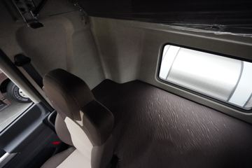 �ൺ��� ӥ�� 12.5L LNG 500���� 6X4 һ�����12�� ǣ����ͼƬ