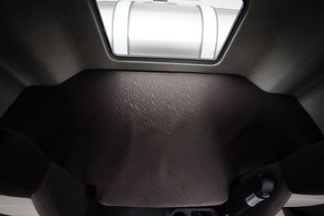 �ൺ��� ӥ�� 12.5L LNG 500���� 6X4 һ�����12�� ǣ����ͼƬ