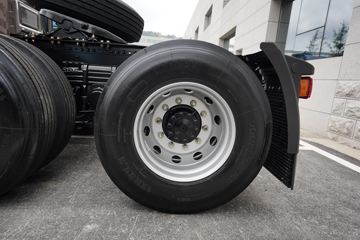 �ൺ��� ӥ�� 12.5L LNG 500���� 6X4 һ�����12�� ǣ����ͼƬ