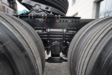 �ൺ��� ӥ�� 12.5L LNG 500���� 6X4 һ�����12�� ǣ����ͼƬ