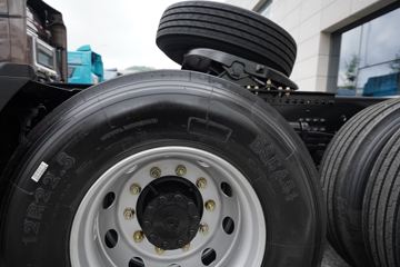 �ൺ��� ӥ�� 12.5L LNG 500���� 6X4 һ�����12�� ǣ����ͼƬ