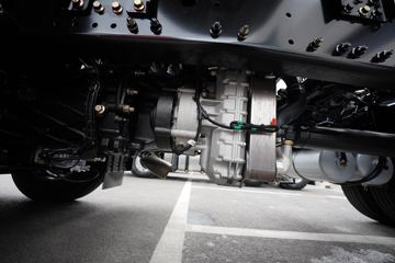 �ൺ��� ӥ�� 12.5L LNG 500���� 6X4 һ�����12�� ǣ����ͼƬ