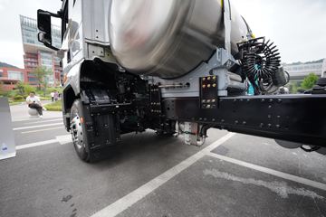�ൺ��� ӥ�� 12.5L LNG 500���� 6X4 һ�����12�� ǣ����ͼƬ