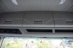 解放鹰航 智享版 13.2L柴油 640马力 6X4 一汽解放12档 AMT自动档 牵引车