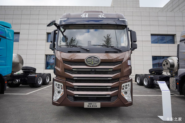 无锡市鹰腾牵引车系列,打折优惠,降3万,赶快抢购!