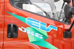 青岛解放JK6 4X2 7.75米纯电动翼开启厢式载货车 宁德时代246.68kWh