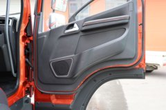 青岛解放JK6 4X2 7.75米纯电动翼开启厢式载货车 宁德时代246.68kWh