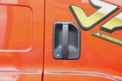 解放JK6 5.2L柴油 260马力 4X2 法士特8档 9.78米厢式载货车