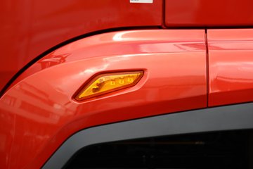���ӥ�� 11.1L���� 490���� 6X4 һ�����12�� ǣ����ͼƬ