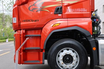 ���ӥ�� 11.1L���� 490���� 6X4 һ�����12�� ǣ����ͼƬ