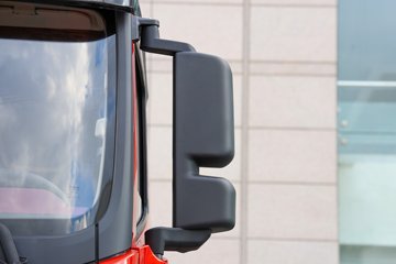���ӥ�� 11.1L���� 490���� 6X4 һ�����12�� ǣ����ͼƬ