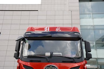 ���ӥ�� 11.1L���� 490���� 6X4 һ�����12�� ǣ����ͼƬ