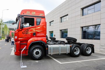���ӥ�� 11.1L���� 490���� 6X4 һ�����12�� ǣ����ͼƬ