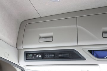 ���ӥ�� 11.1L���� 490���� 6X4 һ�����12�� ǣ����ͼƬ