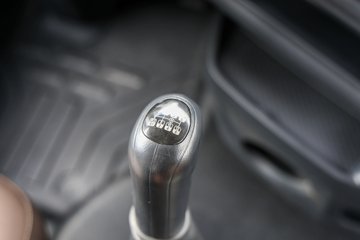 ���ӥ�� 11.1L���� 490���� 6X4 һ�����12�� ǣ����ͼƬ