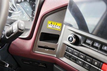 ���ӥ�� 11.1L���� 490���� 6X4 һ�����12�� ǣ����ͼƬ