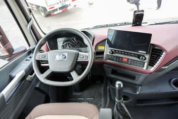 ���ӥ�� 11.1L���� 490���� 6X4 һ�����12�� ǣ����ͼƬ