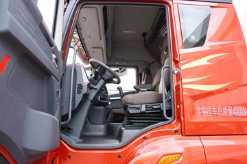 ���ӥ�� 11.1L���� 490���� 6X4 һ�����12�� ǣ����ͼƬ