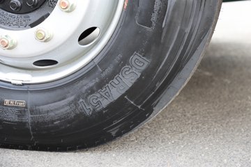 ���ӥ�� 11.1L���� 490���� 6X4 һ�����12�� ǣ����ͼƬ