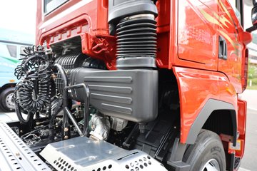 ���ӥ�� 11.1L���� 490���� 6X4 һ�����12�� ǣ����ͼƬ
