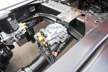 ���ӥ�� 11.1L���� 490���� 6X4 һ�����12�� ǣ����ͼƬ