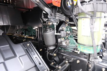 ���ӥ�� 11.1L���� 490���� 6X4 һ�����12�� ǣ����ͼƬ