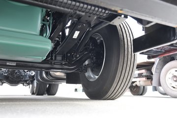 ���ӥ�� 11.1L���� 490���� 6X4 һ�����12�� ǣ����ͼƬ