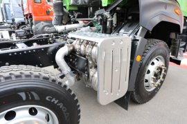 鹰驰&nbsp;自卸车底盘                                                图片