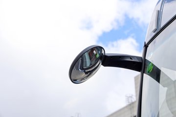 ൺ ӥ  13.2L LNG 530 8X4 һ12 9.5ײդʽػ ͼƬ