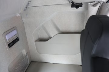 �ൺ��� ӥ�� ������ 13.2L LNG 530���� 8X4 һ�����12�� 9.5�ײ�դʽ�ػ���ͼƬ