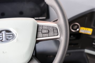 �ൺ��� ӥ�� ������ 13.2L LNG 530���� 8X4 һ�����12�� 9.5�ײ�դʽ�ػ���ͼƬ