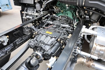 �ൺ��� ӥ�� ������ 13.2L LNG 530���� 8X4 һ�����12�� 9.5�ײ�դʽ�ػ���ͼƬ