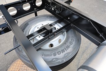 �ൺ��� ӥ�� ������ 13.2L LNG 530���� 8X4 һ�����12�� 9.5�ײ�դʽ�ػ���ͼƬ