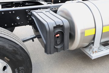 ൺ ӥ  13.2L LNG 530 8X4 һ12 9.5ײդʽػ ͼƬ