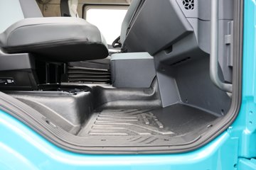 ���ӥ�� 13.2L LNG 530���� 6X4 һ�����12�� AMT�Զ��� ǣ����ͼƬ