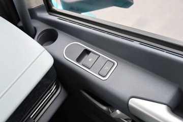 ���ӥ�� 13.2L LNG 530���� 6X4 һ�����12�� AMT�Զ��� ǣ����ͼƬ