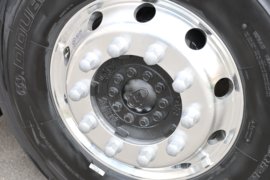 鹰腾&nbsp;牵引车底盘                                                图片