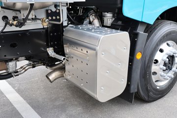 ���ӥ�� 13.2L LNG 530���� 6X4 һ�����12�� AMT�Զ��� ǣ����ͼƬ