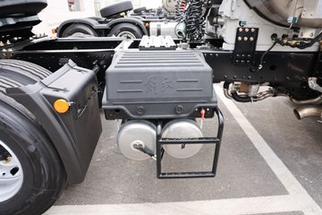 ���ӥ�� 13.2L LNG 530���� 6X4 һ�����12�� AMT�Զ��� ǣ����ͼƬ