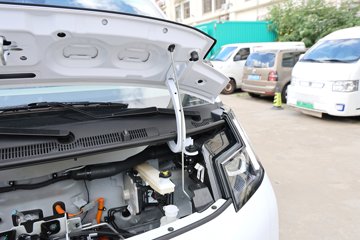 Զ�� ȫ������V7E���ܰ� 2025�� �Ǹ��� 5�� ���綯��� ����ʱ��50.2kWhͼƬ