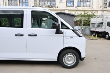 Զ�� ȫ������V7E���ܰ� 2025�� �Ǹ��� 5�� ���綯��� ����ʱ��50.2kWhͼƬ