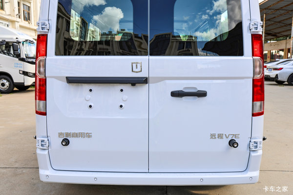 全新星享V7E功能版电动封闭厢货佛山市火热促销中 让利高达3万