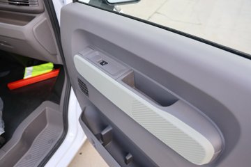 Զ�� ȫ������V7E���ܰ� 2025�� �Ǹ��� 5�� ���綯��� ����ʱ��50.2kWhͼƬ