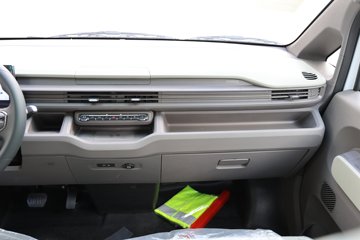 Զ�� ȫ������V7E���ܰ� 2025�� �Ǹ��� 5�� ���綯��� ����ʱ��50.2kWhͼƬ