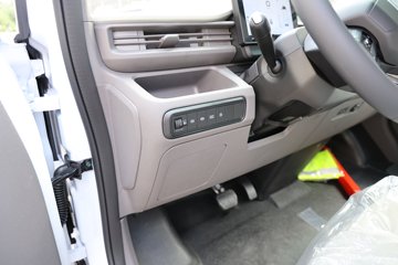 Զ�� ȫ������V7E���ܰ� 2025�� �Ǹ��� 5�� ���綯��� ����ʱ��50.2kWhͼƬ