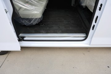 Զ�� ȫ������V7E���ܰ� 2025�� �Ǹ��� 5�� ���綯��� ����ʱ��50.2kWhͼƬ