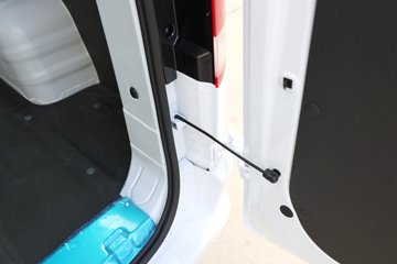 Զ�� ȫ������V7E���ܰ� 2025�� �Ǹ��� 5�� ���綯��� ����ʱ��50.2kWhͼƬ